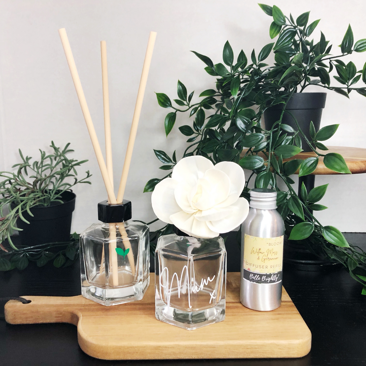 Refillable Vegan Mum Reed Diffuser